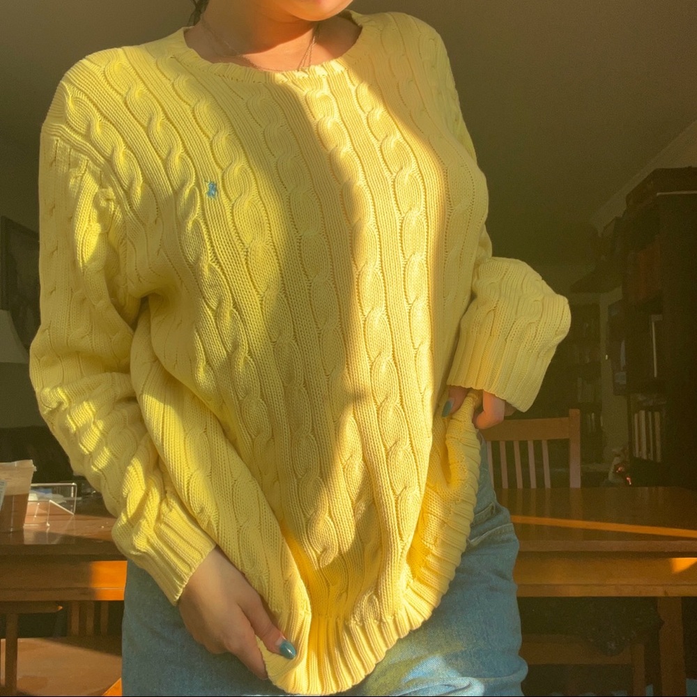 💛⭐️VINTAGE YELLOW POLO SWEATER⭐️💛